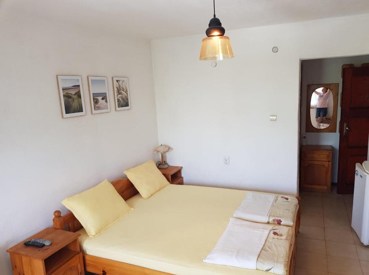Цвета Hotell Sinemoretz Eksteriør bilde