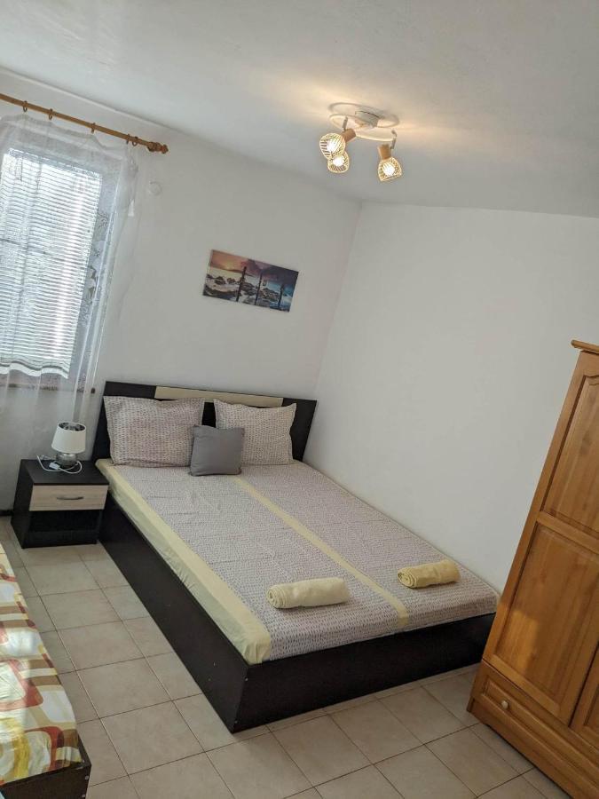 Цвета Hotell Sinemoretz Eksteriør bilde