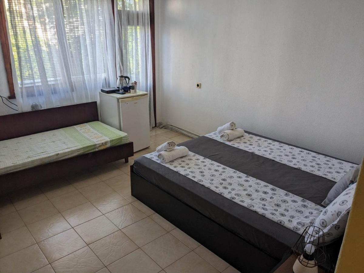 Цвета Hotell Sinemoretz Eksteriør bilde